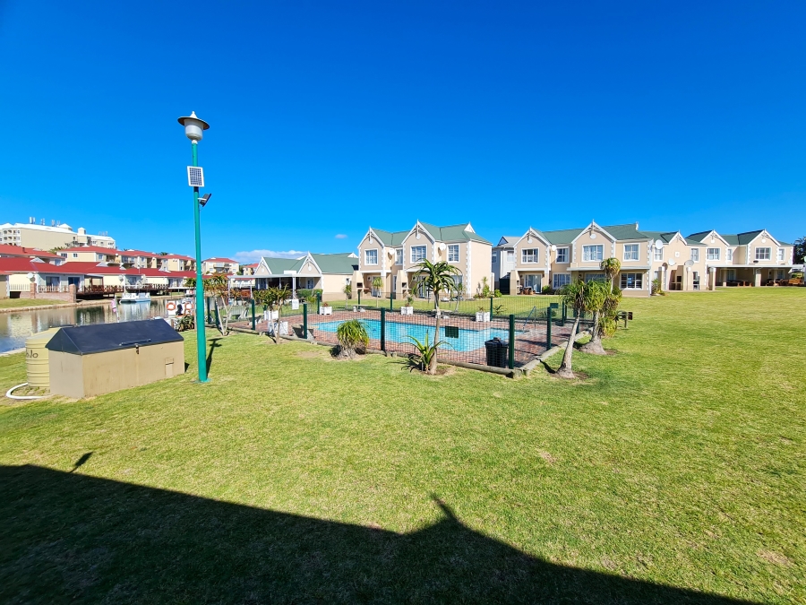 3 Bedroom Property for Sale in Marina Martinique Eastern Cape